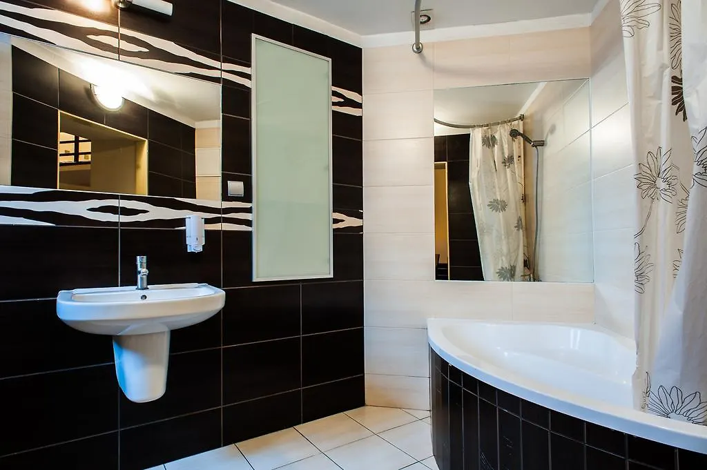 Aparthotel Kadetus 2*, Krakow