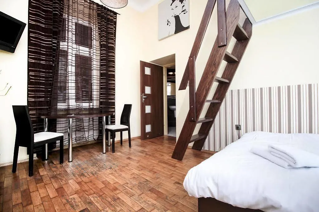 Aparthotel Kadetus Kraków 2*,  Polska